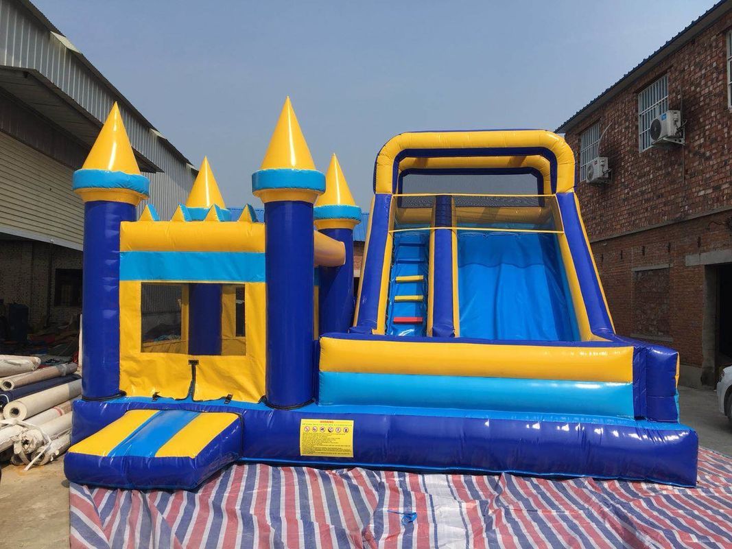 Giant Bounce House Wet Or Dry Combo No Color Fading No Scratch Long Service Life